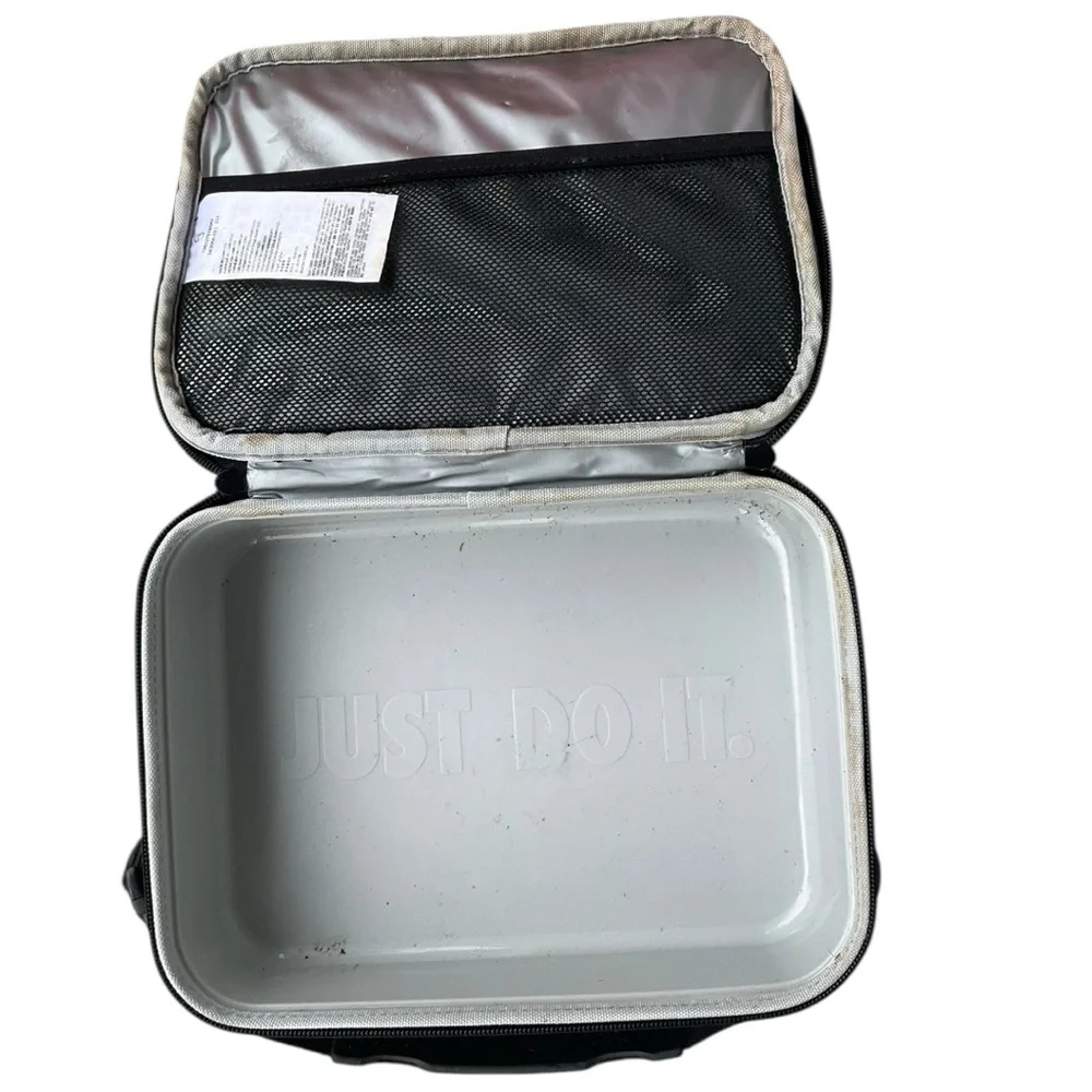 🖤 Nike “Just Do It” Lunch Cooler | Black & Silver |‎ Insulated Hard Shell